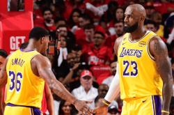 世界杯购彩网站 -G3裁判(pàn)报告(gào)：漏吹斯馬(mǎ)特进线+詹(zhān)姆斯出界 火箭(jiàn)本该不打(dǎ)加时赢球？