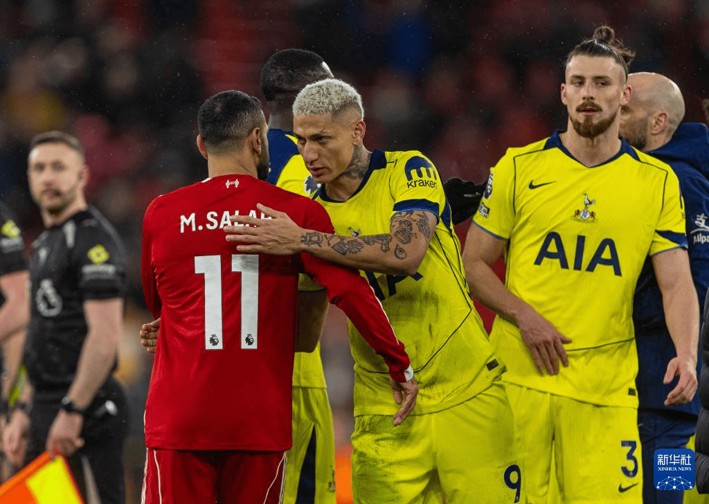 英超：热刺战平利物浦