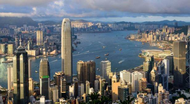 半年度GDP成绩单，主要城市排名如何，重庆实现反超广州了吗？